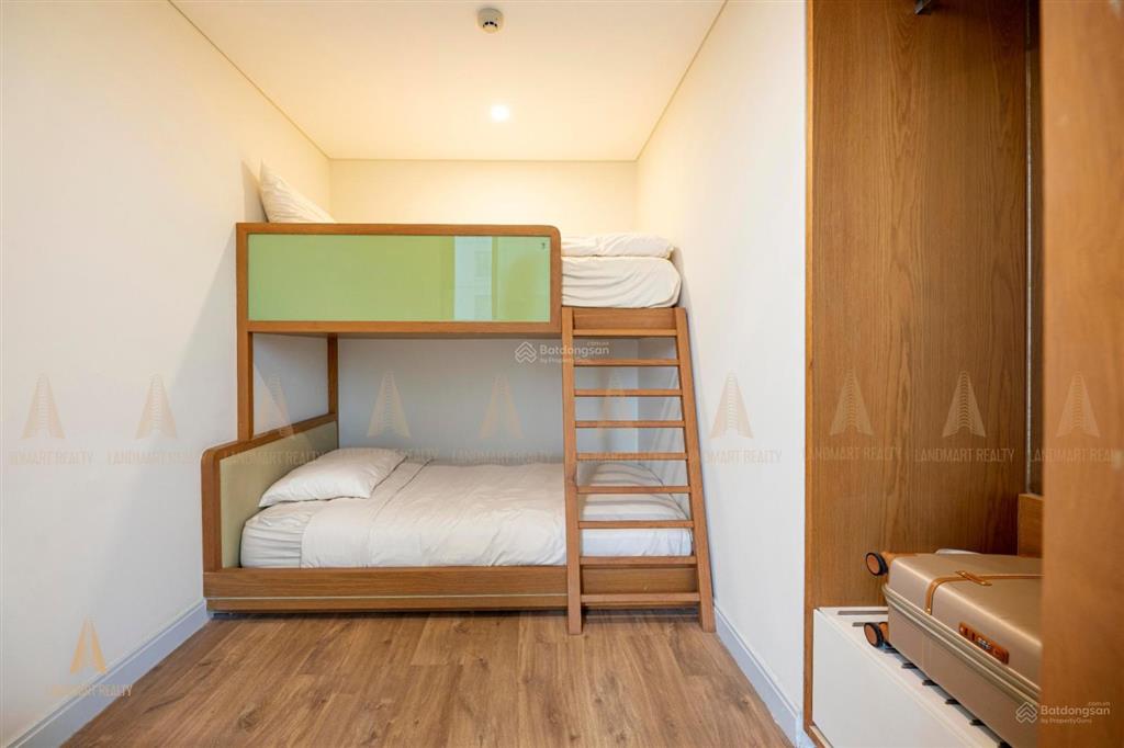 Sập hầm căn 2pn fusion suites mặt biển mỹ khê, dòng tiền tốt,sổ sẵn,view trực biển,giá chỉ 6tỷx