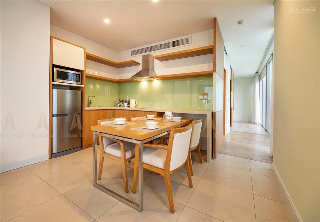Sập hầm căn 2pn fusion suites mặt biển mỹ khê, dòng tiền tốt,sổ sẵn,view trực biển,giá chỉ 6tỷx