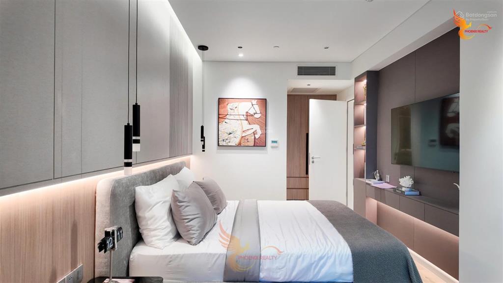 Bán căn hộ độc quyền times square đà nẵng stu tầng 19 trục 04 view biển mỹ khê siêu hiếm