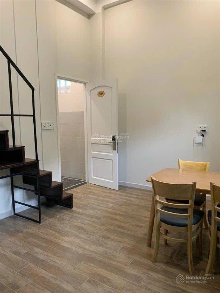 Chdv 6 tầng, 200m2, ngang 6m, 37 phòng  full nội thất, dòng tiền 2,3 tỷ/năm  chỉ 200m qua pmh.