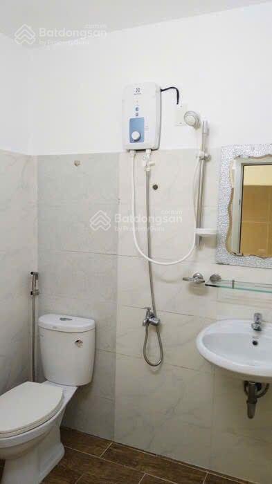 Bán chdv 8 tầng, mặt tiền đường số 41, quận 7. dts 1370m2, ngang 12m, dòng tiền gần 3tỷ/n