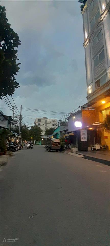 Bán chdv 8 tầng, mặt tiền đường số 41, quận 7. dts 1370m2, ngang 12m, dòng tiền gần 3tỷ/n
