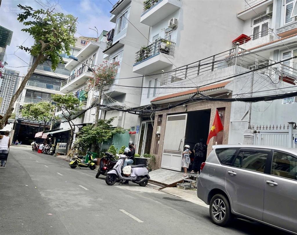 Bán nhà mới, full nội thất, ngang 6x13m, ô tô đến cửa, gần nguyễn thị thập, chỉ 7 tỷ x