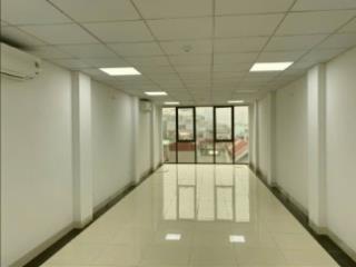 Cc cho thuê mb làm vp tại tòa nhà mp hoàng văn thái  tx, dt 150m2, 18.5 tr, tt linh hoạt
