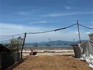Đất mặt biển vân phong, vạn thắng, khánh hoà. full thổ, bằng phẳng. giá 3 tỷ 5