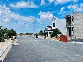 Đất tđc vông trắc tre, diện tích từ 100m160m, hiện trạng đường nhựa 16m, hướng đông nam