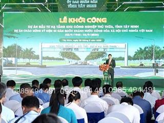 Nền hot kcn giá mềm èokinh doanh , mua bán rất thuận lợi   0985 494 ***