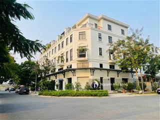 Shophouse hoàn thiện cơ bản có thang máy giá cực hot chỉ 30 triệu.  0923 121 ***