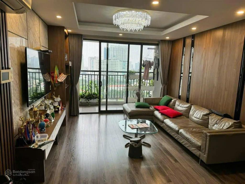 Cho thuê căn hộ chung cư hongkong tower. căn góc 3pn 126m2 bc đông nam view đsq nga giá 26 tr/th