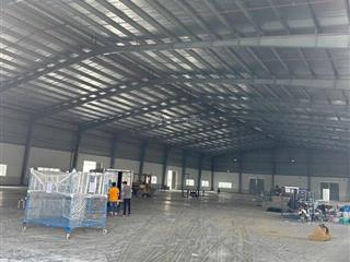 Xưởng bàu bàng, mới, đẹp, 1800m2 giá 30tr/tháng, công đi 24/24