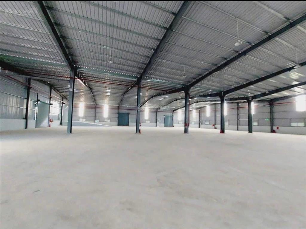 Xưởng phước hiệp, củ chi, 7000m2, công đi 24/24, điện hạ thế, giá 150 triệu