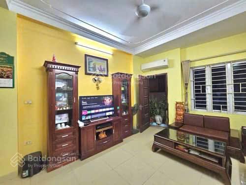 Bán nhà ngõ 112 mễ trì thượng, từ liêm dt 50m2, mt 4m, lô góc, nhà xây 5 tầng, 1 lửng, 1 hầm