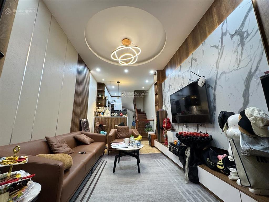 Hồng mai trung tâm hai bà trưng  39m2 x 4 tầng full nội thất  giá 7,99 tỷ