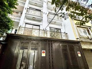 Tân mai  hoàng mai  nhà mới 5 tầng 54m2 thang máy ô tô đỗ tránh  18,5 tỷ