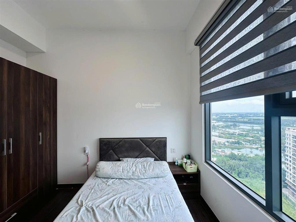 Duy nhất căn 3pn full nội thất 95m2 tòa mp678. sổ sẵn, có hỗ trợ vay. giá bán 5.7 tỷ