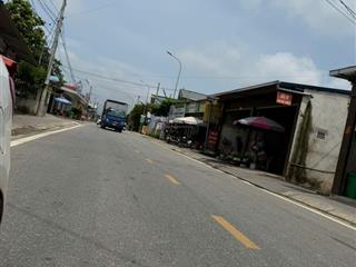 Bán 2 lô đất phường phổ yên diện tích 100m thổ cư mặt tiền 5,3m giá 650 triệu / 1 lô.