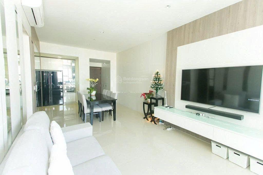 Cần bán chung cư oriental plaza âu cơ, 85m22pn2wc,tặng nội thất, giá 4,5 tỷ tl.,0981 674 ***