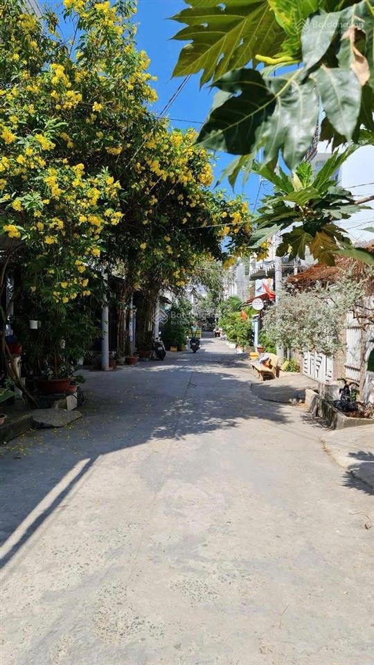 Đất nền 5,5m*17,2m  giá 4,9 tỷ  lê văn lương  cách tạ quang bửu 7km  giáp khải hoàn prime