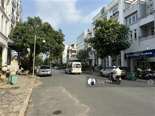 Đất nhà phố phú mỹ hưng  mặt tiền đường lớn 18m  dt 7mx18m  lô duy nhất chào bán  0969 896 ***