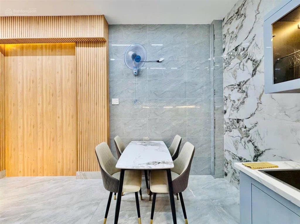 Siêu phẩm cập bến 101,2m2 đường lê văn hưu, bến nghé, quận 1, cạnh ubnd quận 1