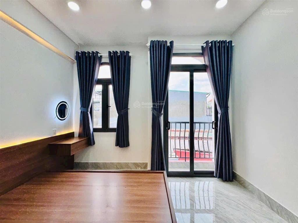 Siêu phẩm cập bến 101,2m2 đường lê văn hưu, bến nghé, quận 1, cạnh ubnd quận 1