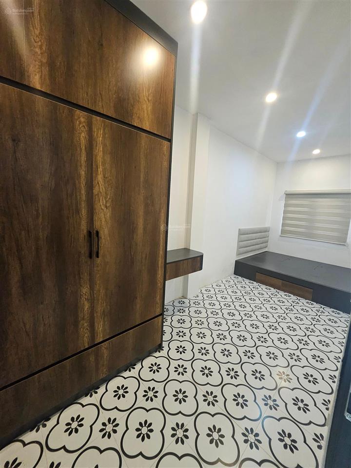 Hàng hiếm 7,9 tỷ, 35m2, 4,13m mặt tiền, ngõ nông, thông võng thị, tây hồ