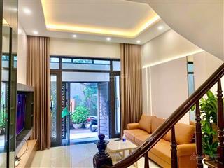 Bán nhà gần phạm văn đồng, full nội thất, 30m ô tô tránh, 48m2, 9.65 tỷ