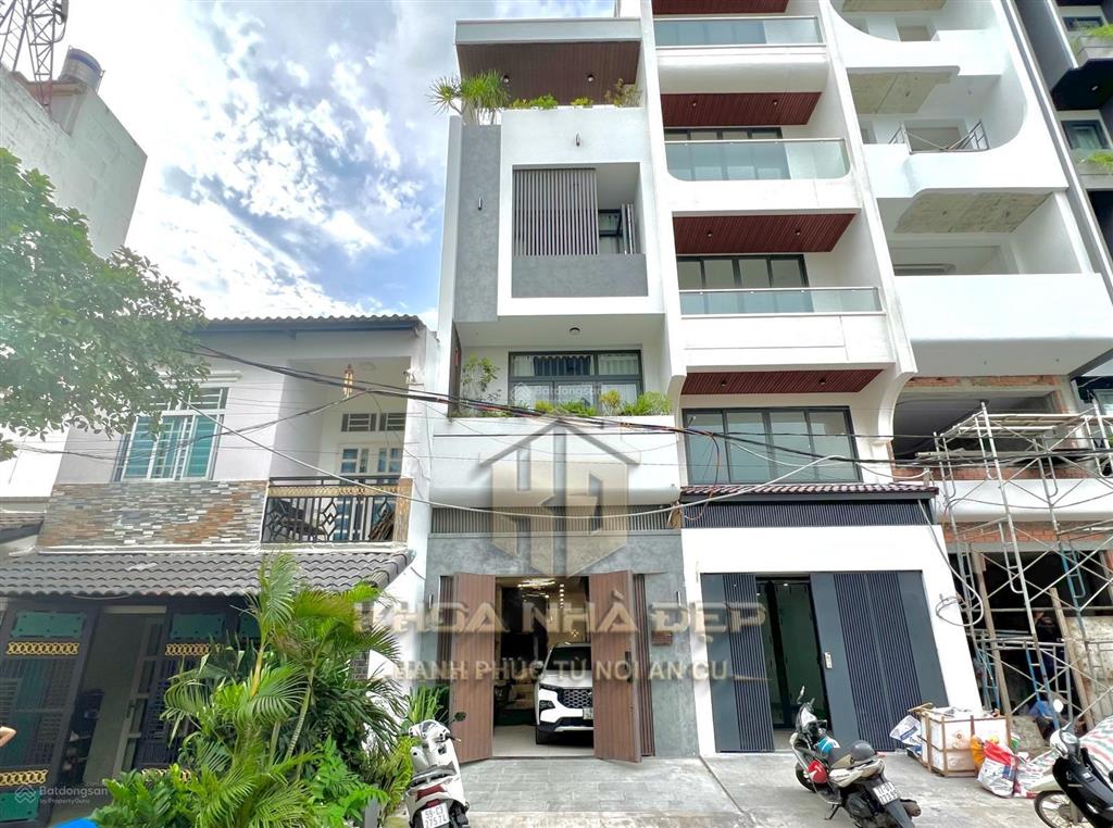 Nhà đẹp có thang máy mt đường số lâm văn bền, quận 7