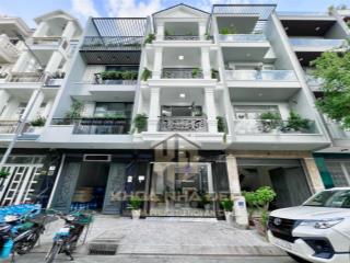 Nhà đẹp mt đường số phạm hữu lầu, quận 7