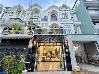 Nhà đẹp cổ điển nguyễn thị hương, nhà bè