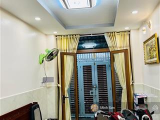 Bán nhà 37m2 x 5 tầng, vuông a4, hẻm rộng nguyễn cảnh chân, q1 chỉ 8,x tỷ