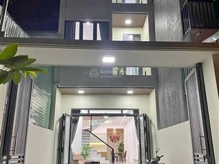 Nhà đẹp kinh doanh tốt tại đường 38 , thủ đức gần siêu thị gigamall phạm văn đồng 90m2