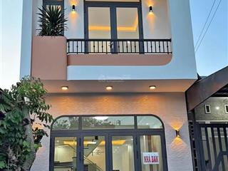 Giá chốt lẹ 1tỷ 650 căn nhà 72m2 hóc môn gần đường nguyễn ánh thủ trung chánh đang cho thuê 6tr/th