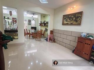 Bán biệt thự tạ quang bửu, 24 tỷ, 120m2, 4pn, 5wc, giá tốt, hot