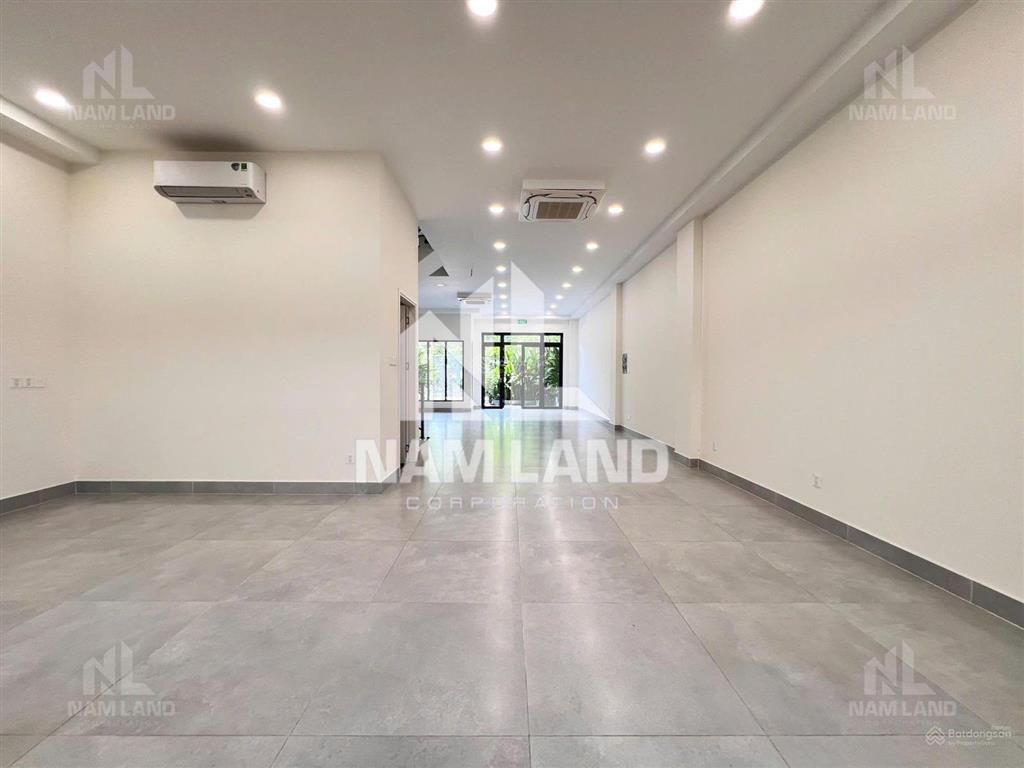 Cho thuê nhà sd 560m2 tại nguyễn hoàng, p. an phú, chỉ 68 triệu