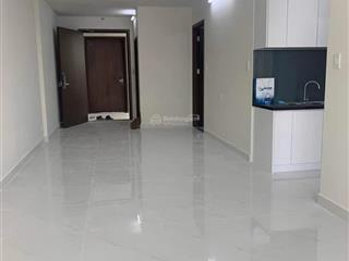 Bán căn hộ 65m2, 2wc, 2pn, 2tỷ7 mặt tiền phạm thế hiển q.8