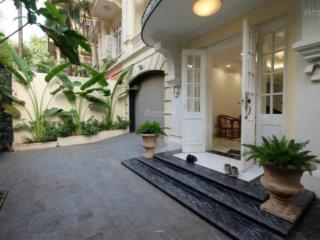 Đẳng cấp biệt thự tây hồ  3 mặt thoáng  hàng xóm bảo tàng văn học vn  vài bước ra hồ quảng bá