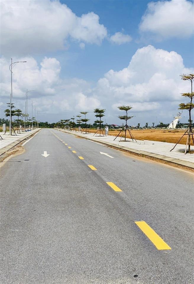 Vịnh an hoà city đường 10m5 đối diện trường học cấp 3 giá chỉ 2 tỷ1 sổ sẵn công chứng