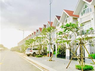 Vịnh an hoà city đường 10m5 đối diện trường học cấp 3 giá chỉ 2 tỷ1 sổ sẵn công chứng