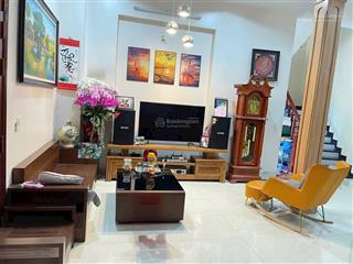 Nhà lê đức thọ  mỹ đình 35m2 x 5 tầng  ngõ thông  gần phố  đủ đồ ở luôn 7,2 tỷ