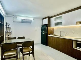 Bán nhà đình thôn 32m² x 6 tầng  ngõ nông  gần chợ  20m ô tô dừng đỗ quay đầu  nhỉnh 7 tỷ