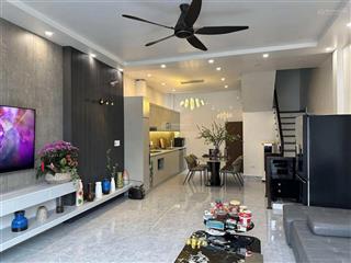 Bán nhà mỹ đình  nhỉnh 6 tỷ  ngõ thông  gần phố  nhà đẹp ở ngay