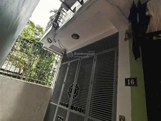 Trung tâm bạch mai  hồng mai  40m2 x 3.5 tầng  giá 5 tỷ