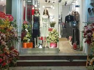 Cho thuê cửa hàng mặt phố hàng gà mặt tiền 3.5m