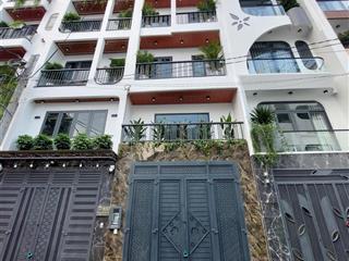 Nhà 4x15 một trệt, lửng,3 lầu, phòng thờ, p xông hơi, bếp, gara ô tô.
