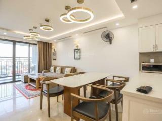 Chính chủ bán gấp căn hộ vinhome metropolis, 110m2, 3pn, tầng cao, nội thất xịn, 18 tỷ. 0963 668 ***