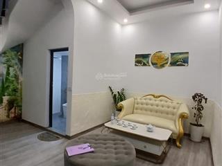 Bán nhà đông ngạc rẻ như giá đất, 51m2, 3 mặt thoáng, mt 8m, 10m ô tô tránh chỉ 6 tỷ nhỉnh