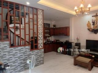 Đông ngạc, bắc từ liêm, nhà đẹp sân riêng, 32m2, 5t, tặng nội thất,10m oto, 6 tỷ hơn