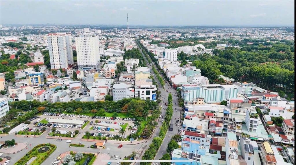 Lô đất biệt thự góc 2 mặt tiền kp2  phường trảng dàiđường bùi trọng nghĩa vào 1/50m diện tích