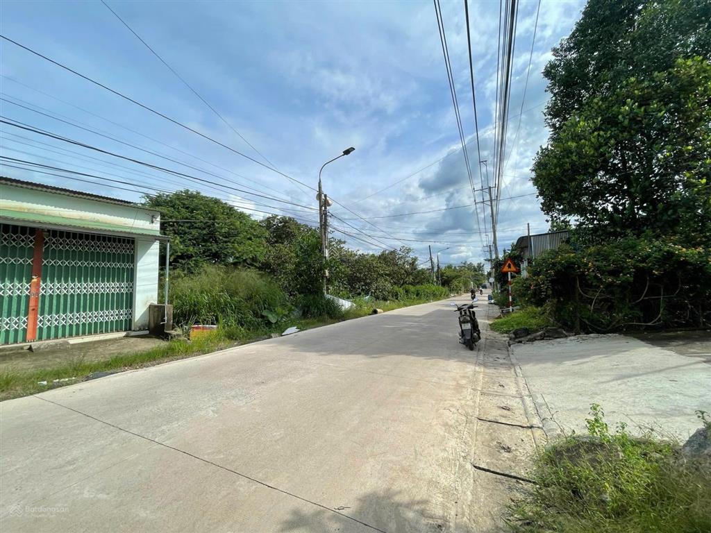 Bán đất mặt tiền đường đinh tiên hoàng. thị trấn trảng bom diện tích 7,3m x 16m vuông vức